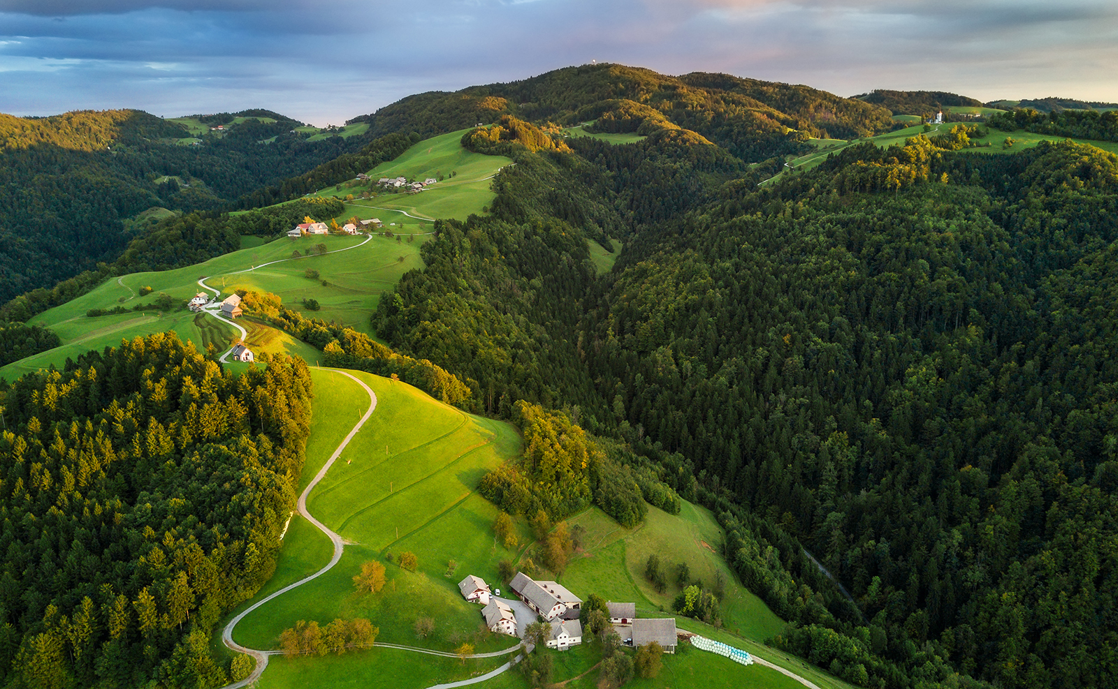 spiritual-landscape-beautiful-green-peaceful-freedom