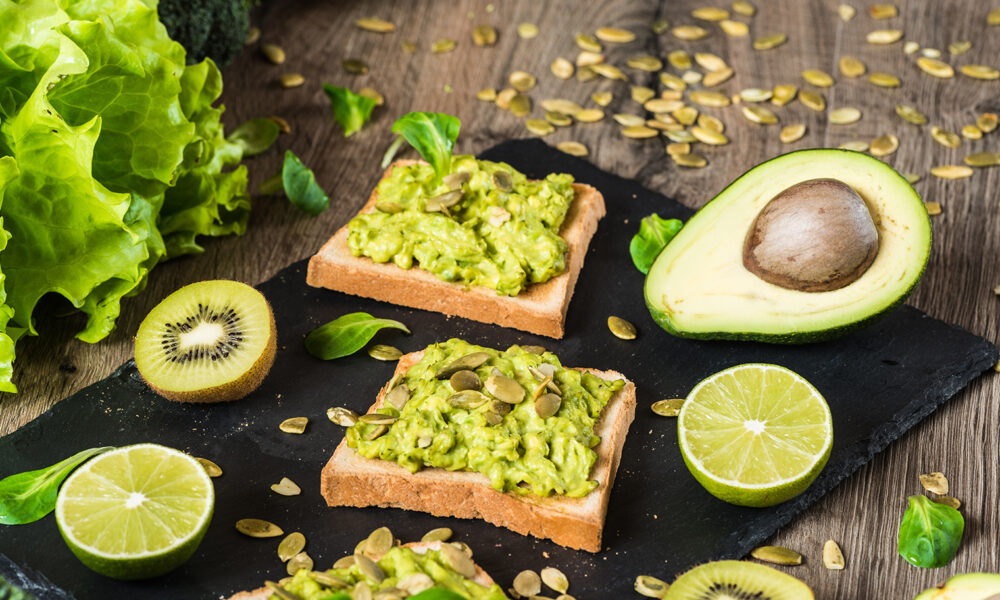 delicious-vegan-avocado-toast