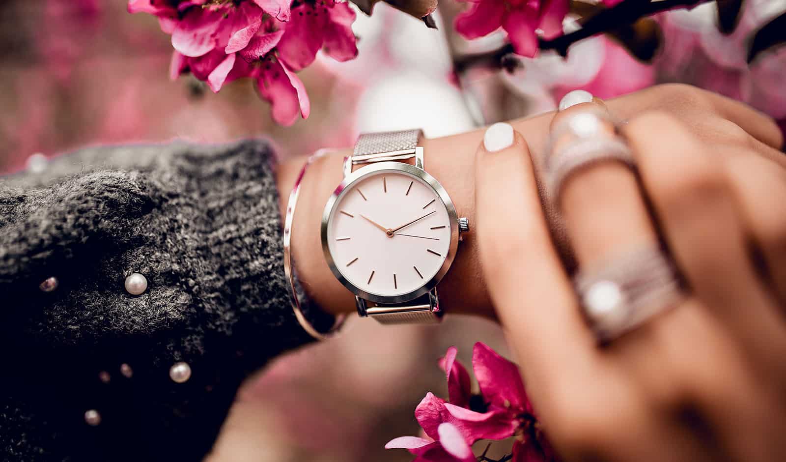 feminine watch trend