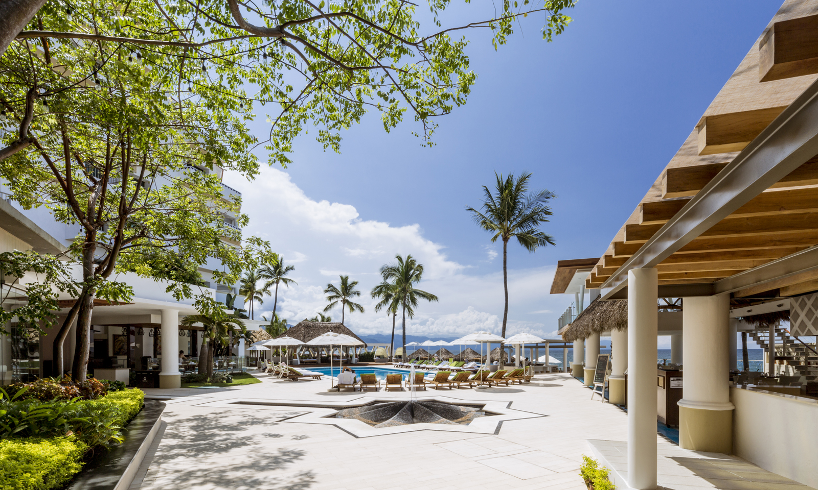 Villa-Premier-Puerto-Vallarta-Mexico-Pool-Perspective