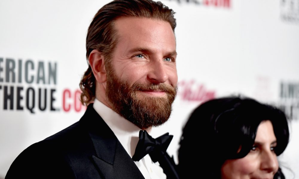 why-do-women-love-sexy-bradley-cooper-main-image.jpg