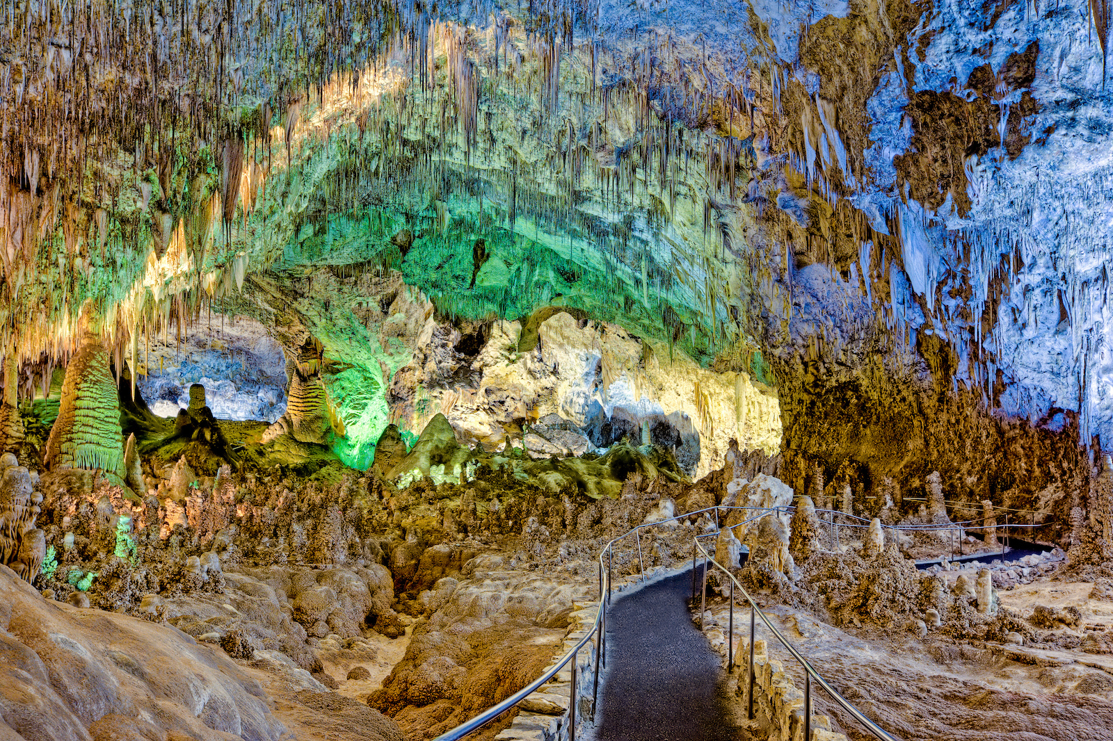 The Ultimate To-Do List for Carlsbad Caverns