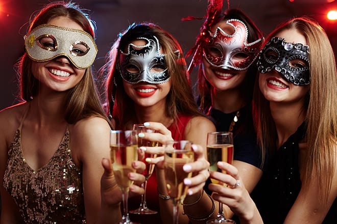 Fun-Party-Ideas-for-Adventurous-Adults-masquerade