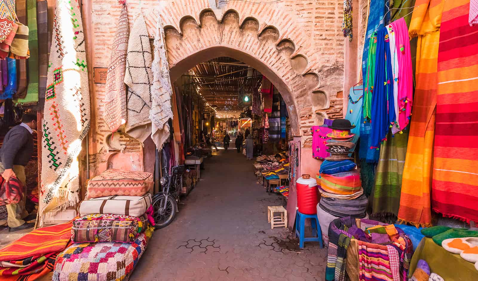 Casablanca-Morocco-city-of-color-and-texture