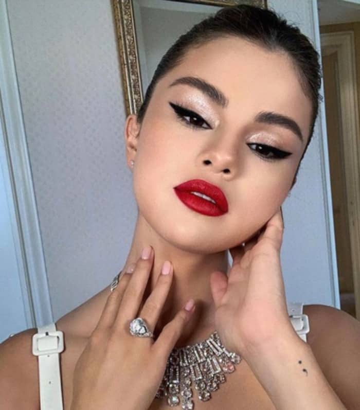 9 Summery Glittery Looks You Can Wear In Your Everyday Life Selena Gomez