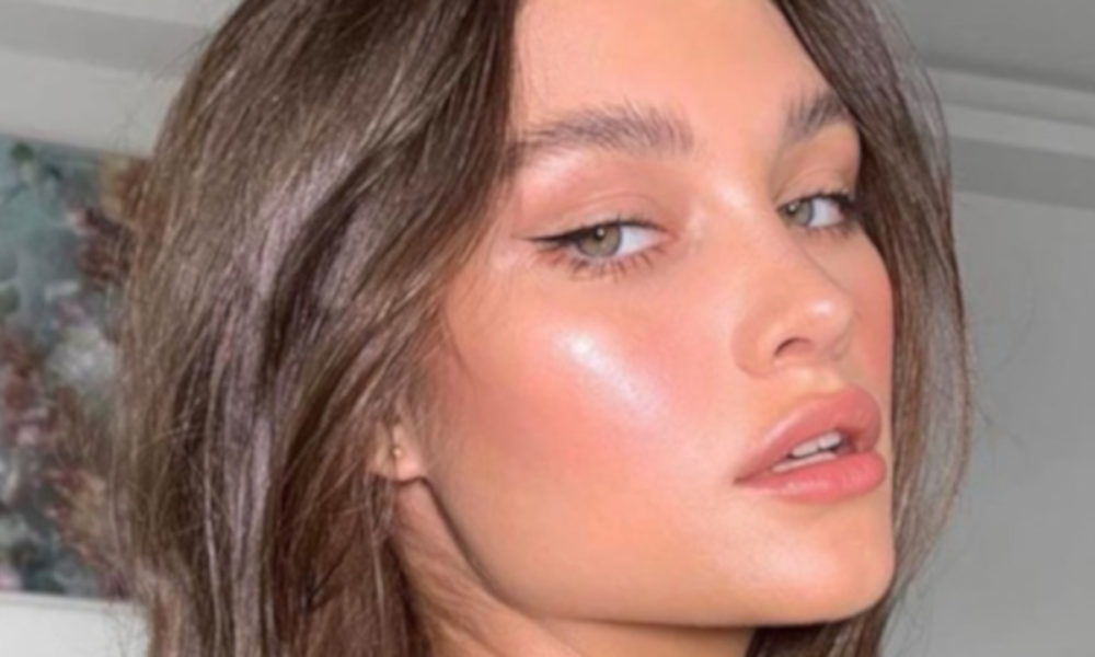 How to Heat Proof Your Makeup When Its Hot AF 5