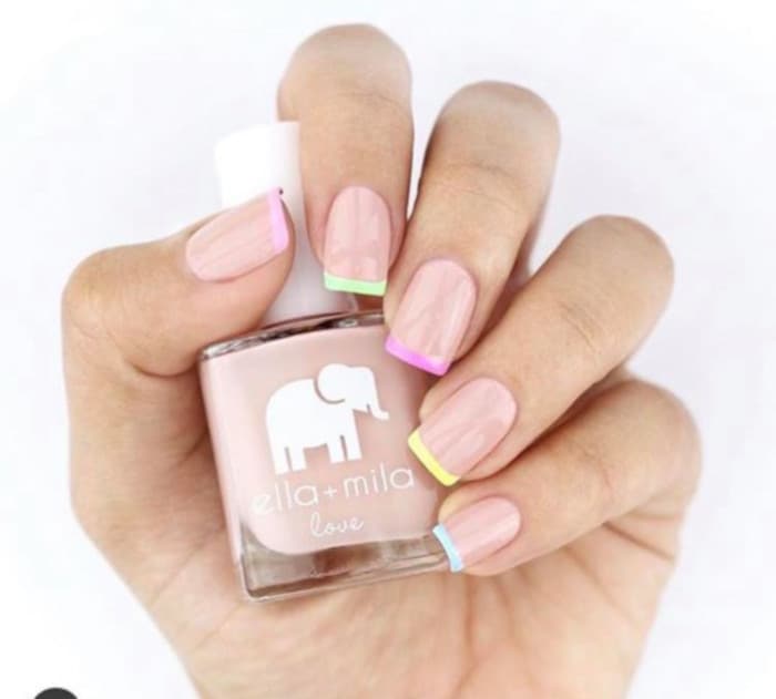 French Manicure is Back in The Coolest Ways