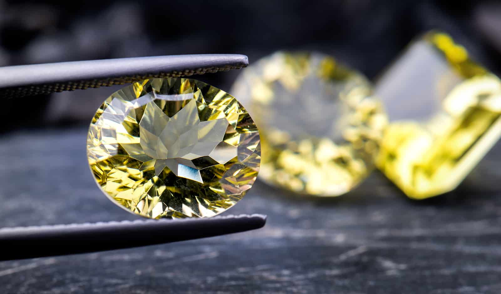 what-you-need-to-know-about-yellow-diamonds