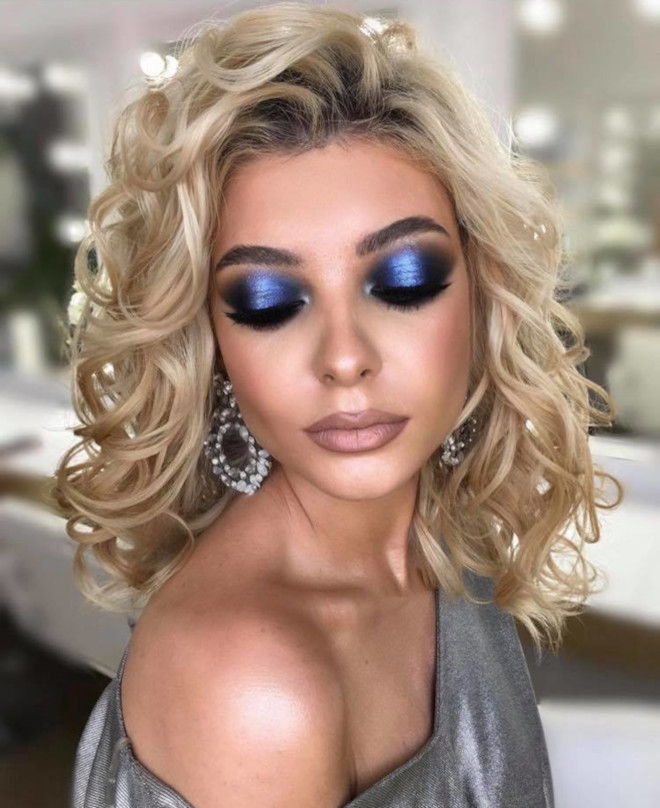 summer blues - sexy blue makeup is trending