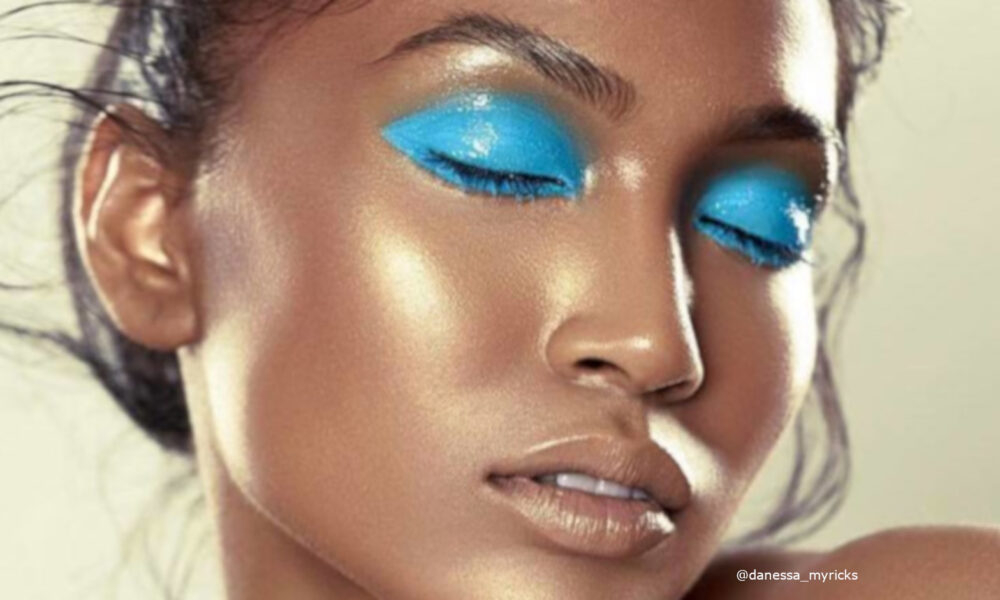 Glossy Lids Makeup Trend