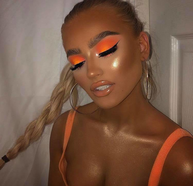 how to turn yourself into a bombshell with neon makeup