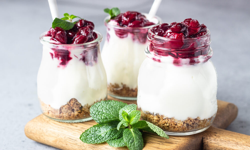 how-to-keep-your-gut-healthy-healthy-dessert-cherries-granola