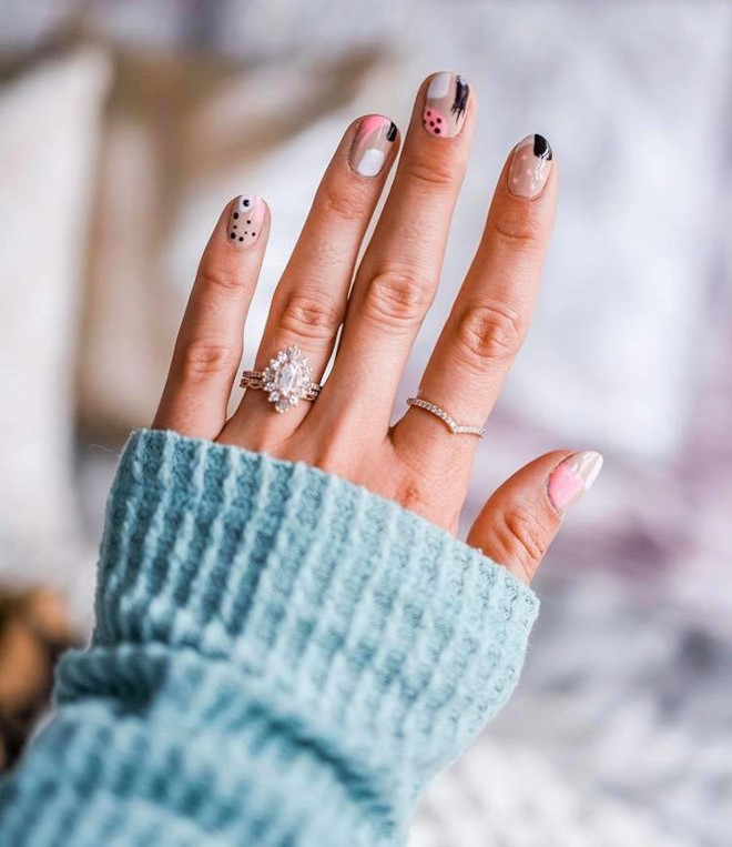 easy fall nail designs to recreate at home 3 - VIVA GLAM MAGAZINE™