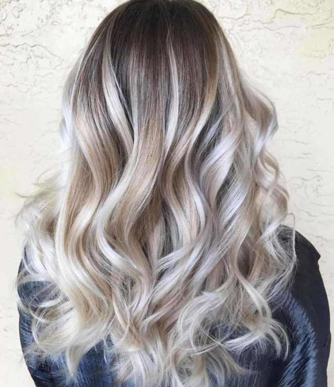 The Best Blonde Hair Colors For Winter to Update Your Look