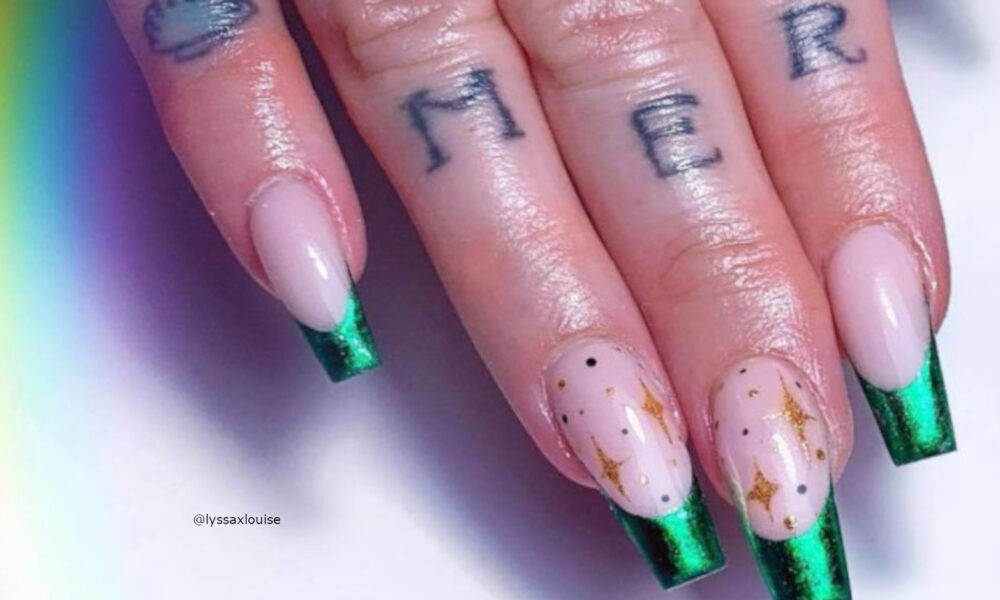 Festive French Manicure Ideas to Level Up Your Winter Look