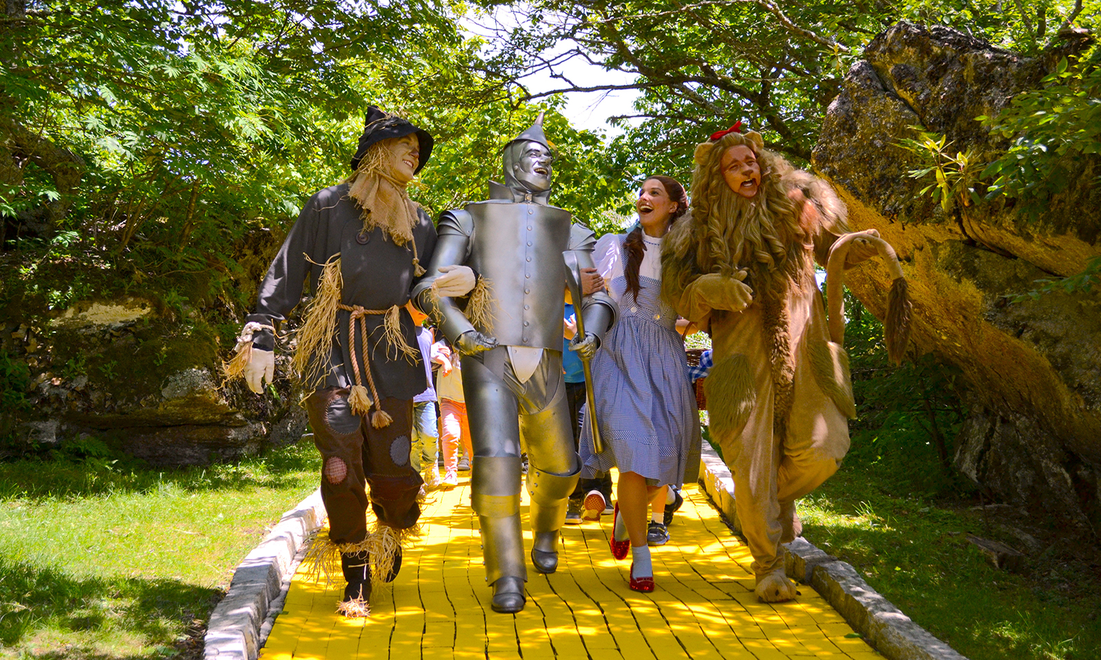 land-of-oz-theme-park-beech-mountain-north-carolina-main-image