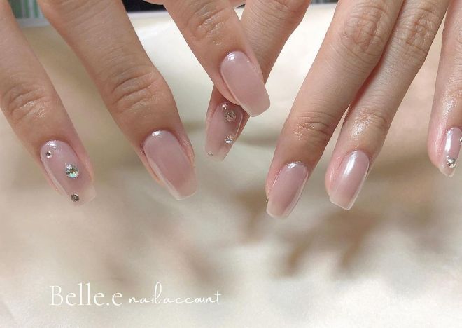 7 Best Nail Colors For Every Skin Tone 2