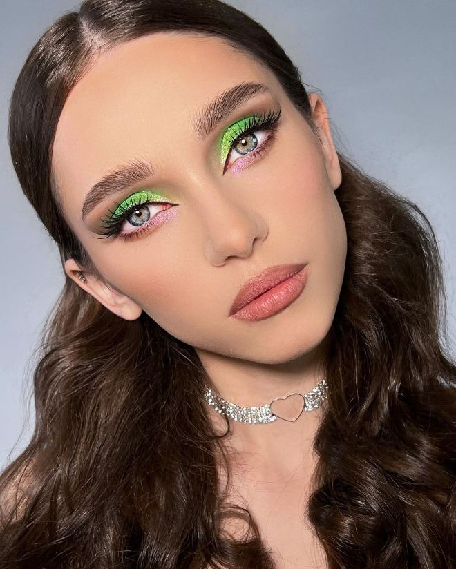 Embrace The Fluffy Brow Trend To Steal The Spotlight 2