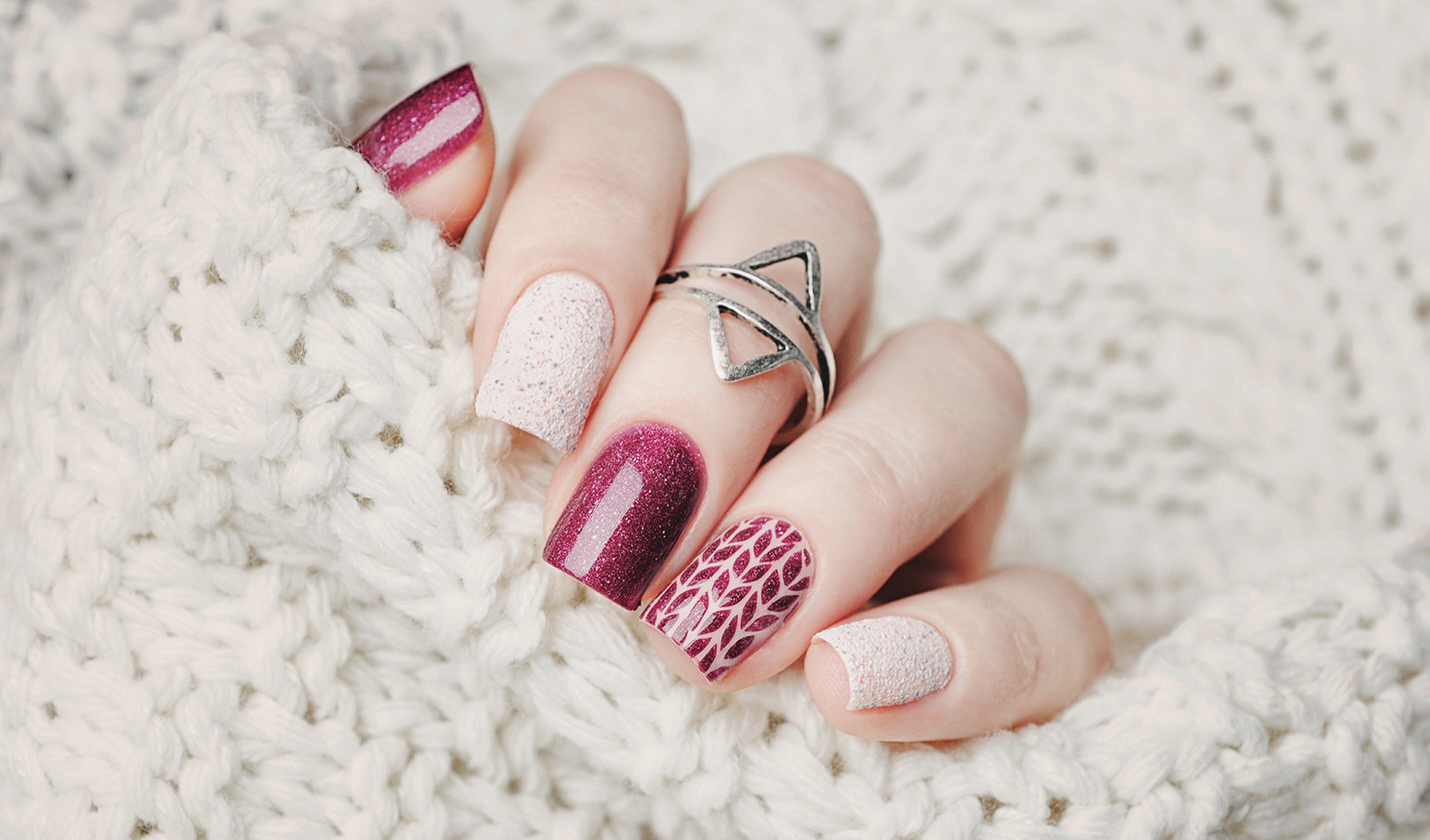 50+ Red Nails That Are Incredibly Trendy Right Now! - The Pink Brunette