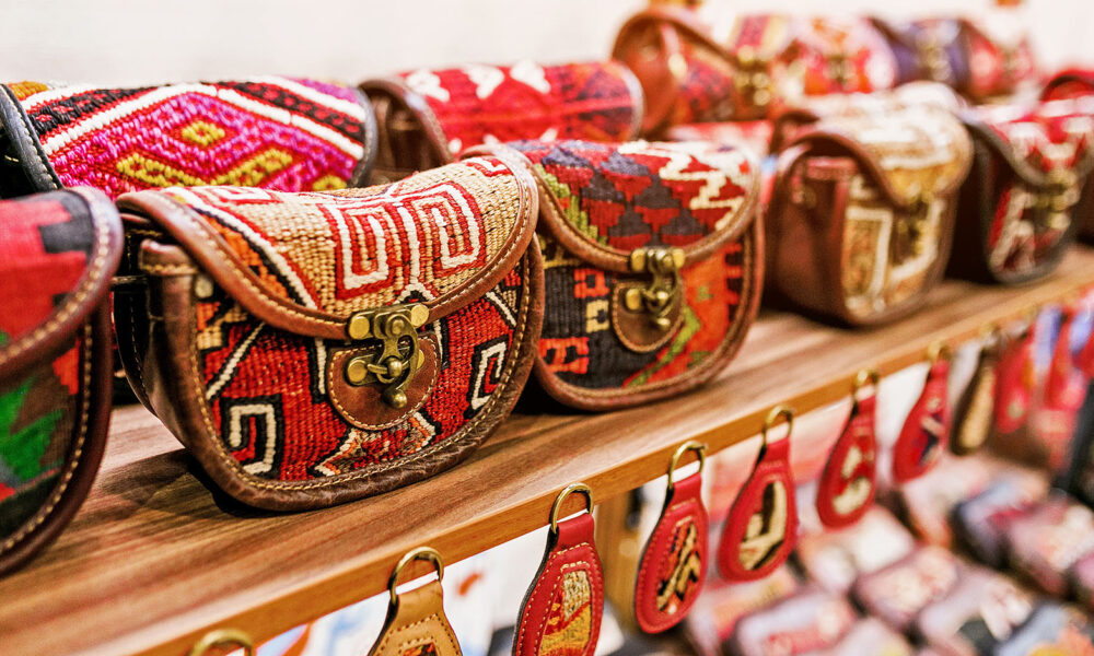 ethnic-pattern-shopping