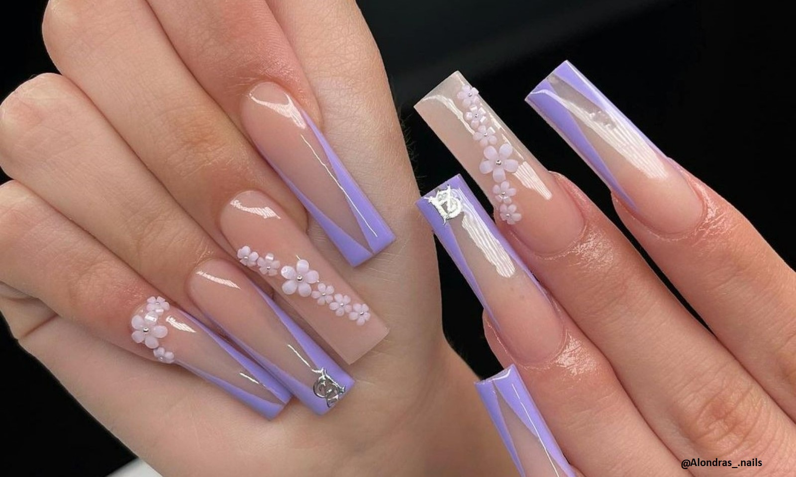 Không muốn làm móng kiểu truyền thống? Đừng lo! Hãy xem những hình ảnh nail art \