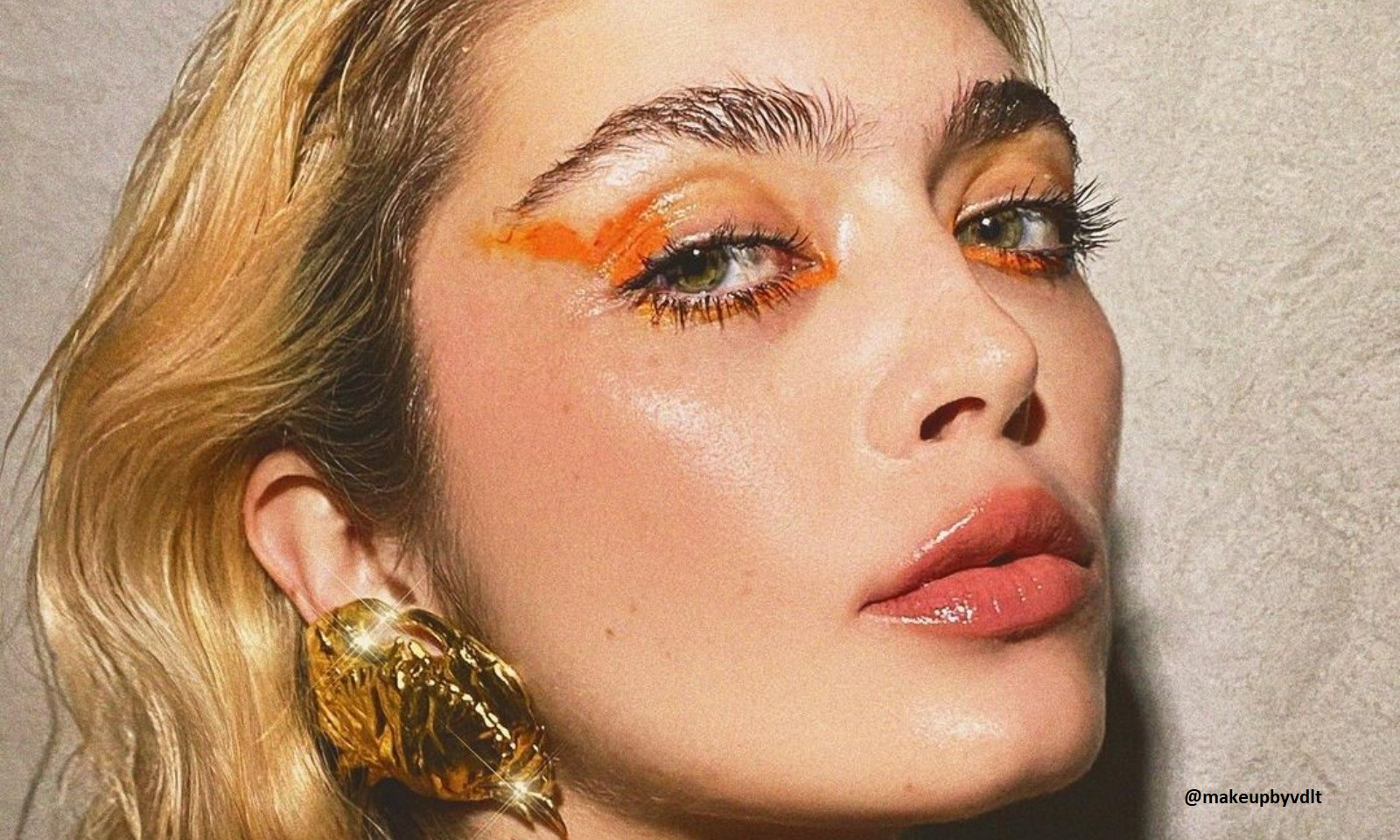 Why Pastel Eyeliners Must Be Your Bestfriend This Spring 5 (1)