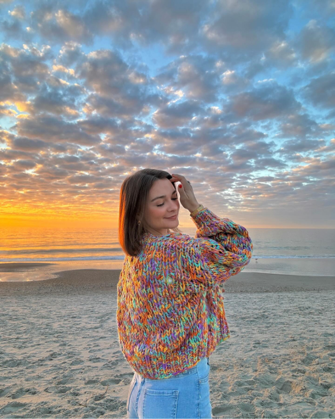 Winter Has Never Been So Colorful; 7 Colors To Bring Life To Your Boring Winter Outfits 1