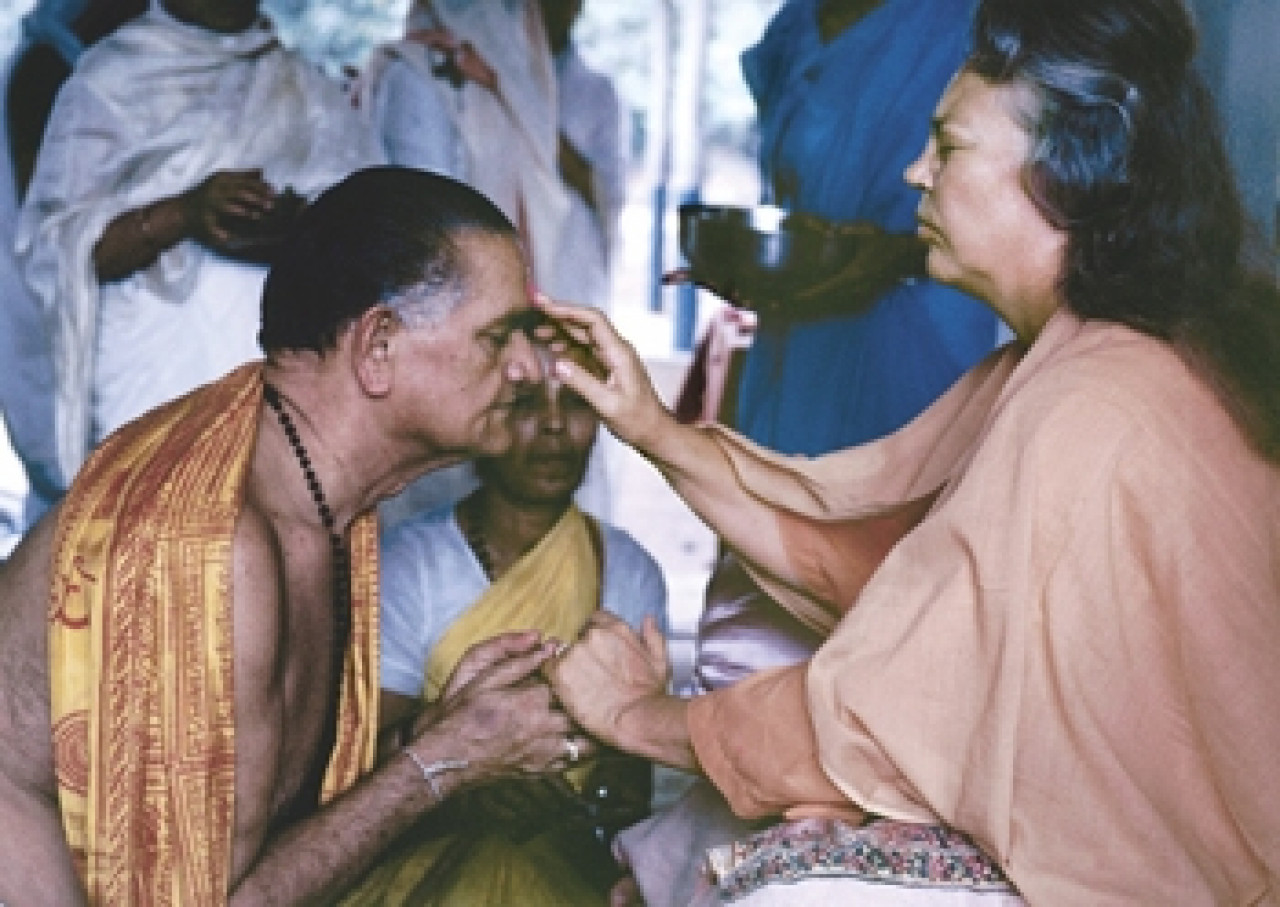 Sri Daya Mata Places Tilak