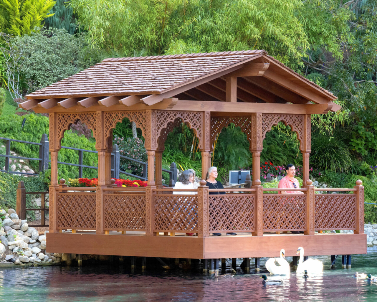 Landing at the SRF Lake Shrine